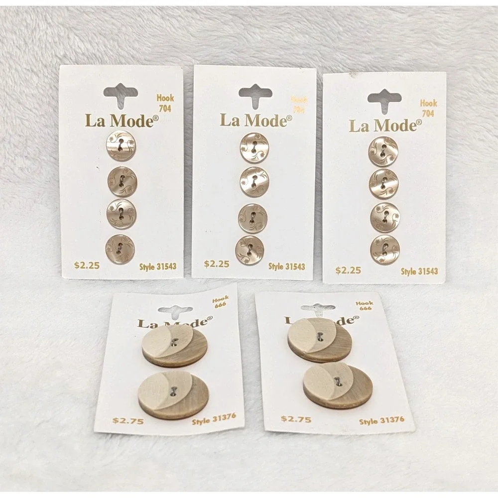 La Mode Buttons Lot 16pc Gold Iridescent & Layered Concentric Sewing Craft VTG